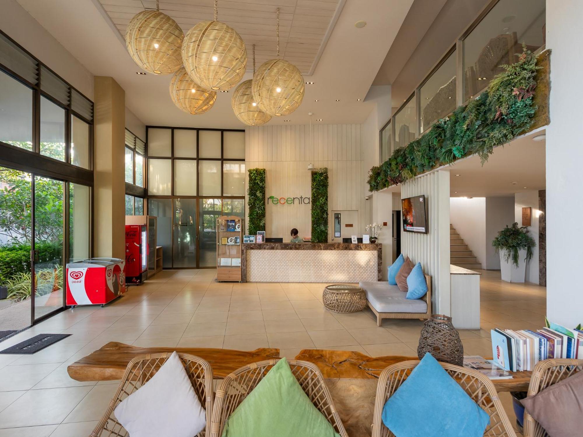 Hotel Recenta Phuket Suanluang Esterno foto