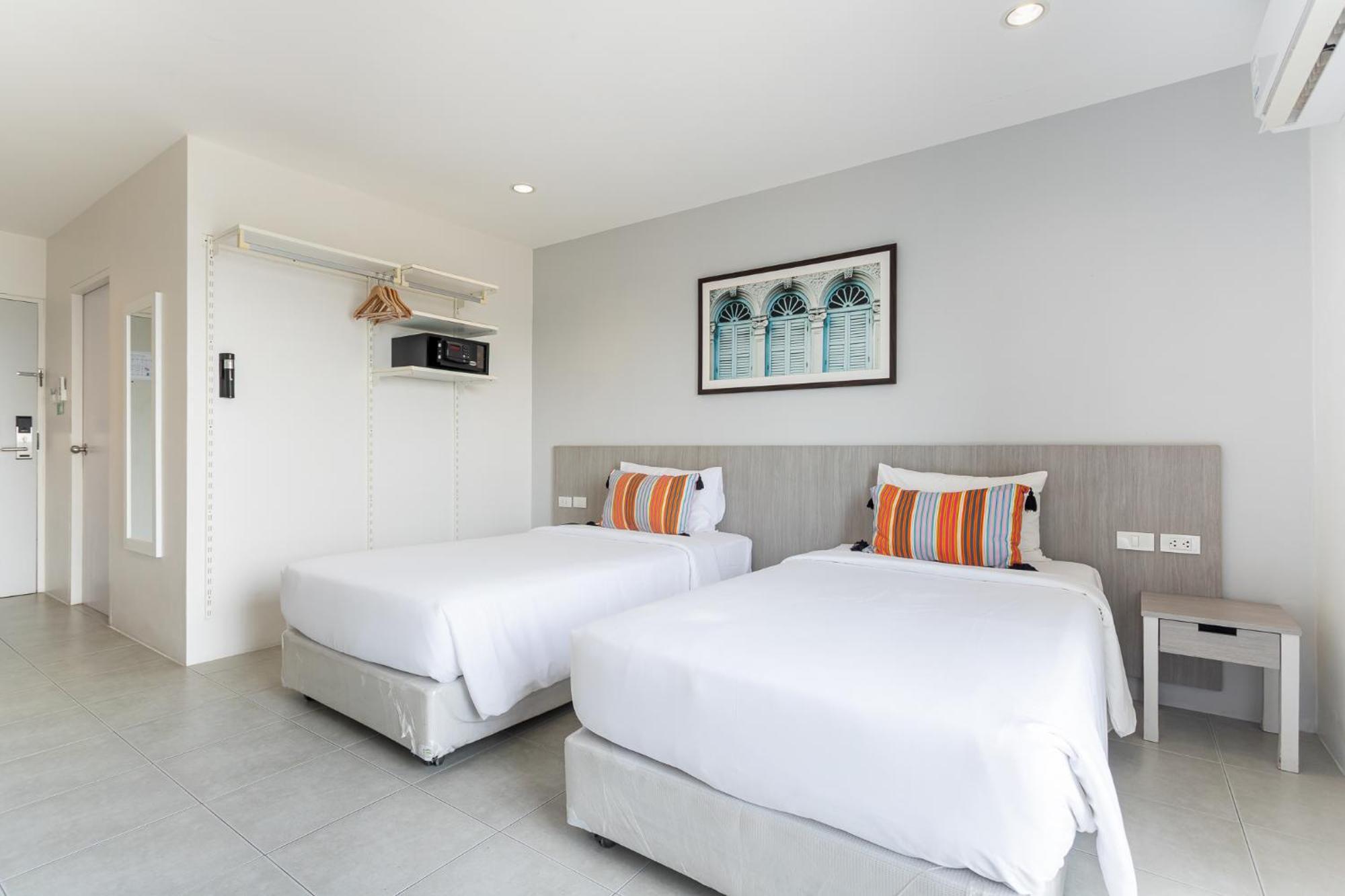 Hotel Recenta Phuket Suanluang Esterno foto